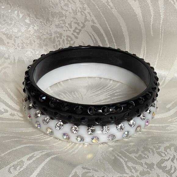 Vintage White AB Rhinestone & Black Rhinestone Acrylic Bangle Bracelets Set Of 2 - Picture 4 of 9